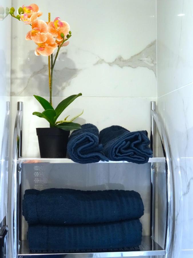 ★★★Studio Heart Of Le Marais, Design Flat★★★ Париж Екстериор снимка